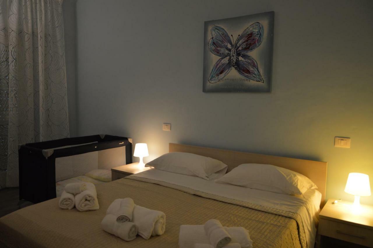 La Gemma Nel Borgo B&B แตร์โมลิ ภายนอก รูปภาพ